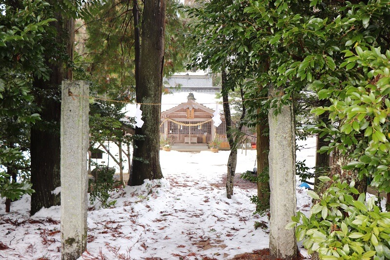 Okutsu shrine（奥津神社）
