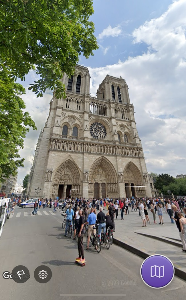 パリのノートルダム大聖堂（Notre-Dame de Paris）