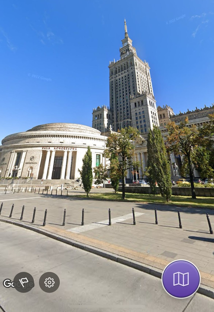 文化科学宮殿（Palace of Culture and Science）